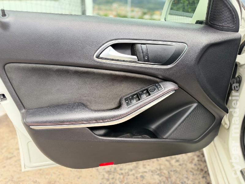 MERCEDES A 180 d 110 cv CAIXA AUTOMÁTICA Gasóleo