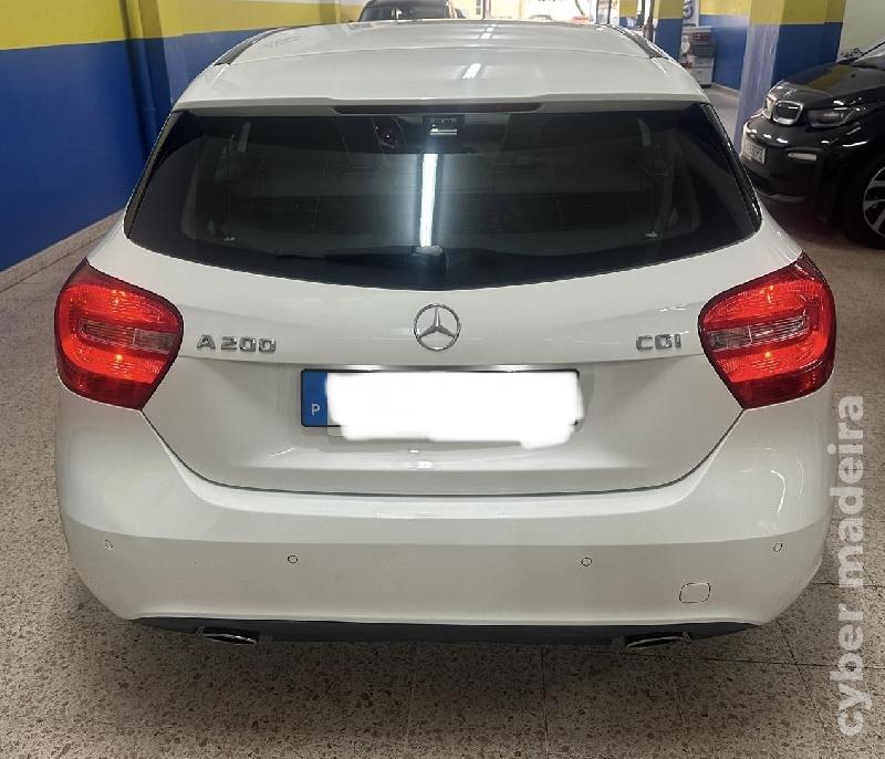 MERCEDES A 200 cdi urban - 2015 Gasóleo