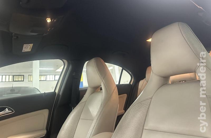 MERCEDES A 200 cdi urban - 2015 Gasóleo