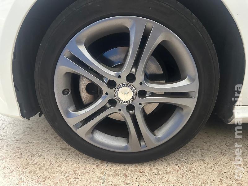 MERCEDES A 200 cdi urban - 2015 Gasóleo