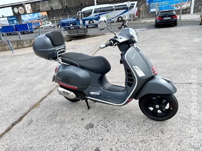 Vespa GTS Super Sport 125 cc Supersport