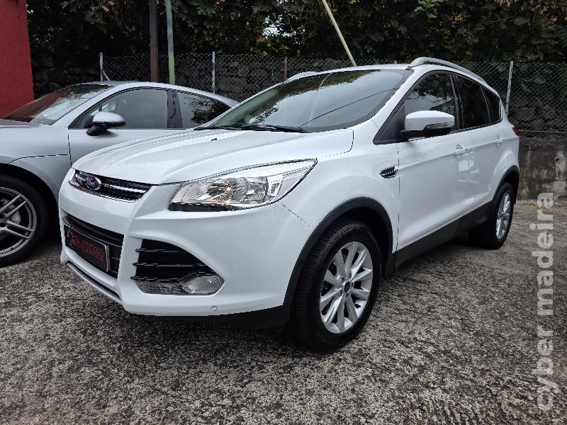 FORD KUGA 2.0 TDCi TITANIUM Gasóleo