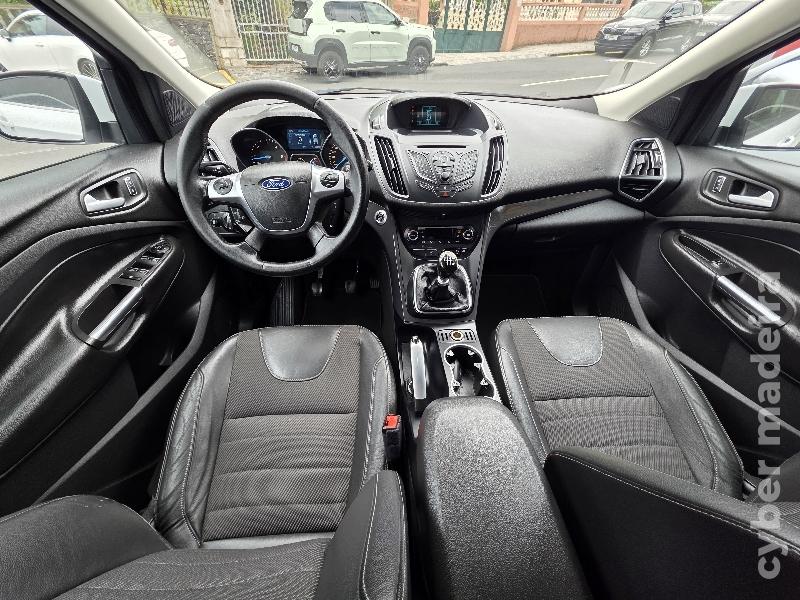 FORD KUGA 2.0 TDCi TITANIUM Gasóleo