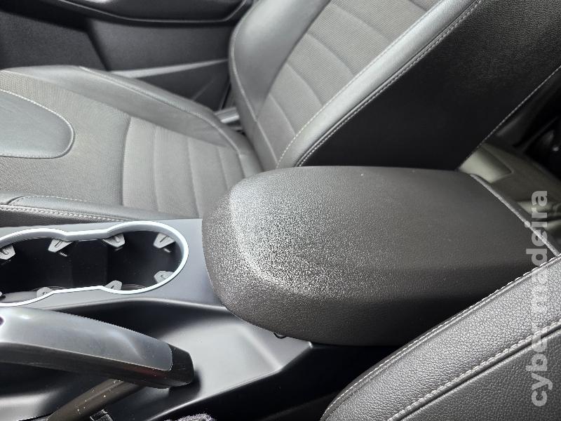 FORD KUGA 2.0 TDCi TITANIUM Gasóleo