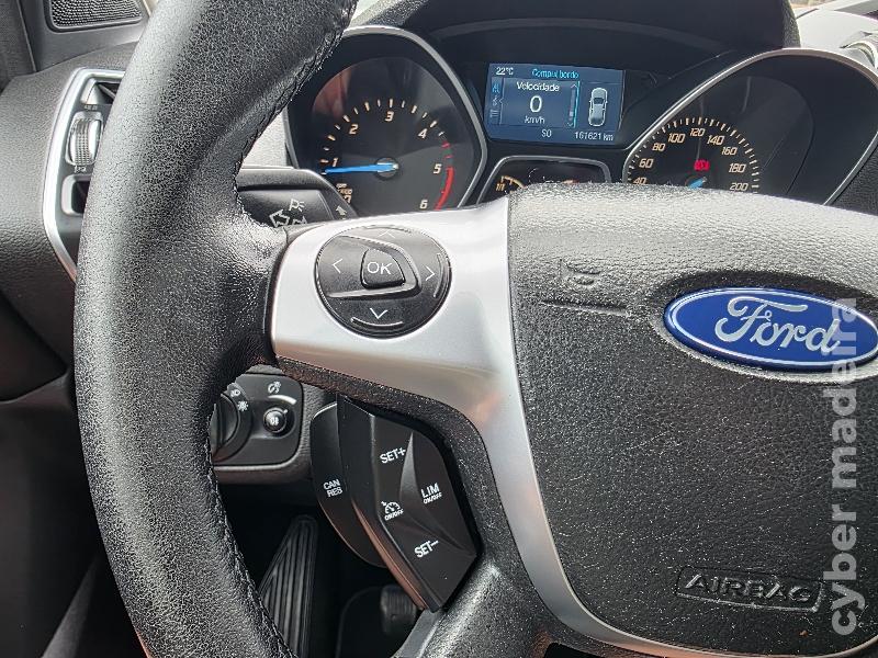 FORD KUGA 2.0 TDCi TITANIUM Gasóleo