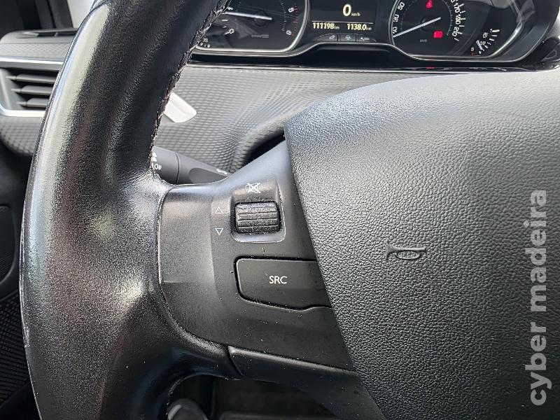 PEUGEOT 2008 1.6 HDi ALLURE Gasóleo