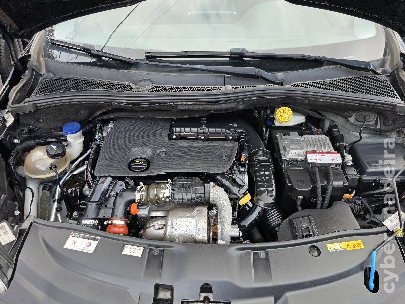 PEUGEOT 2008 1.6 HDi ALLURE Gasóleo