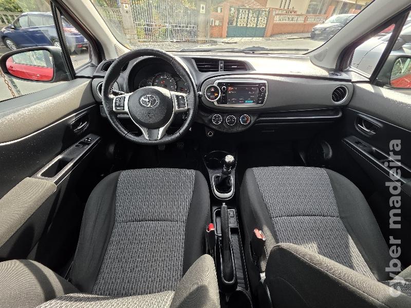 TOYOTA YARIS 1.4 D4D COMFORT Gasóleo