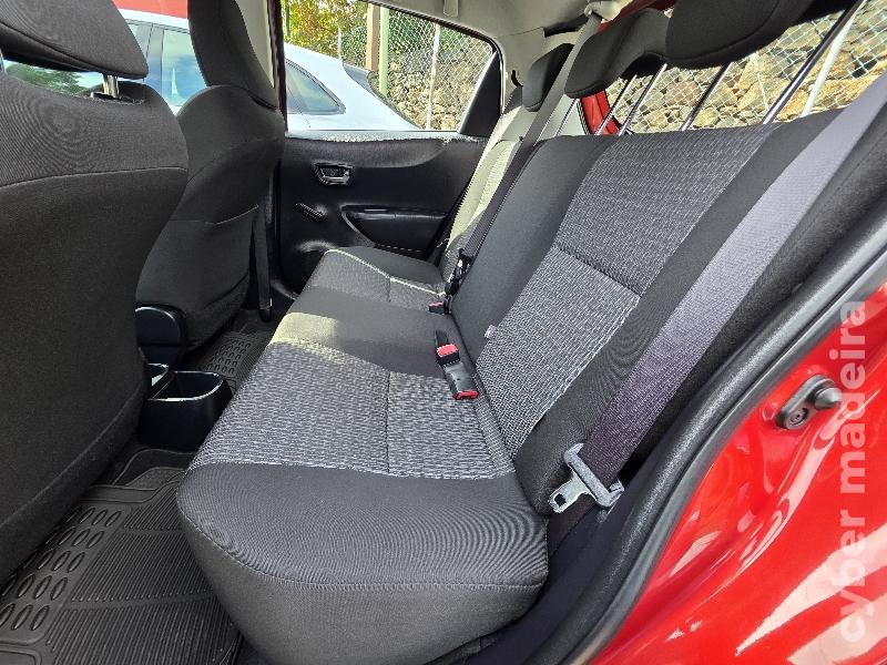 TOYOTA YARIS 1.4 D4D COMFORT Gasóleo
