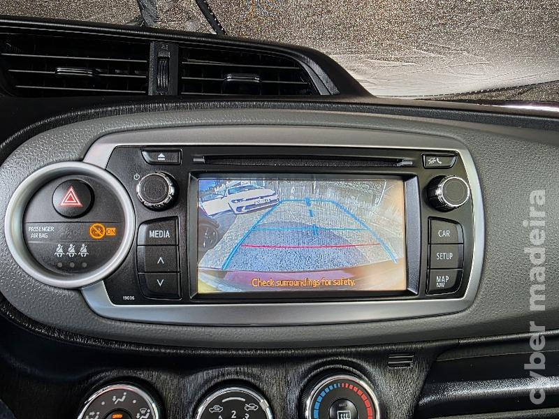 TOYOTA YARIS 1.4 D4D COMFORT Gasóleo