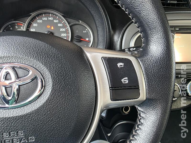 TOYOTA YARIS 1.4 D4D COMFORT Gasóleo