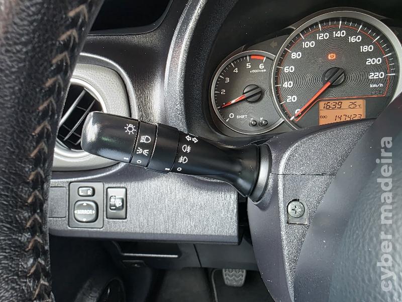 TOYOTA YARIS 1.4 D4D COMFORT Gasóleo