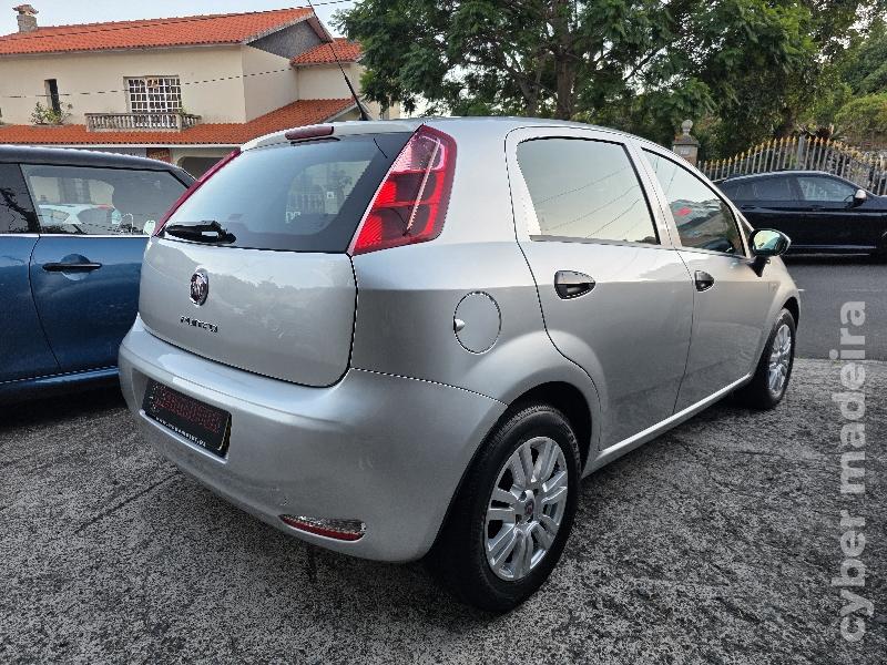 FIAT PUNTO 1.2 EASY Gasolina