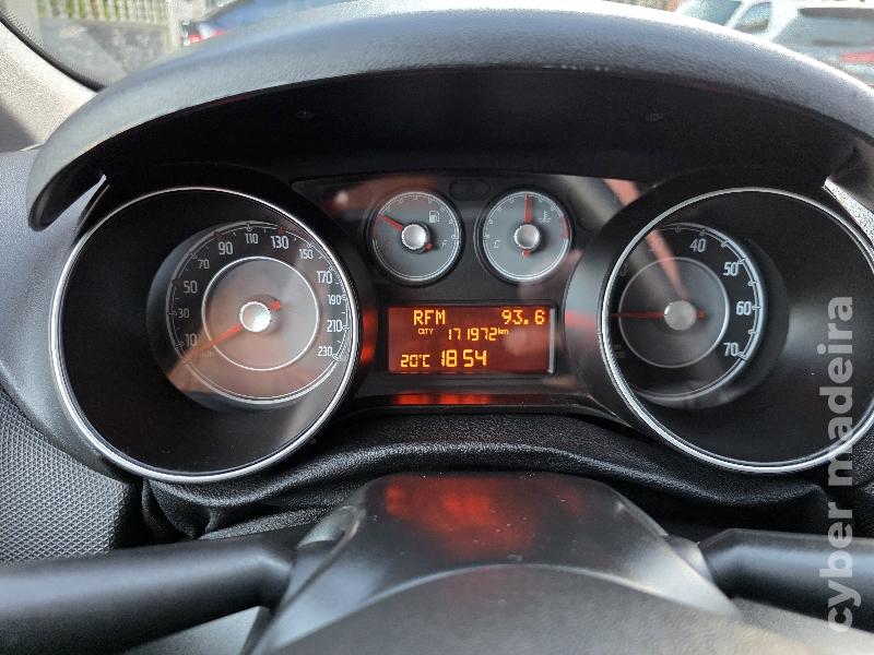 FIAT PUNTO 1.2 EASY Gasolina