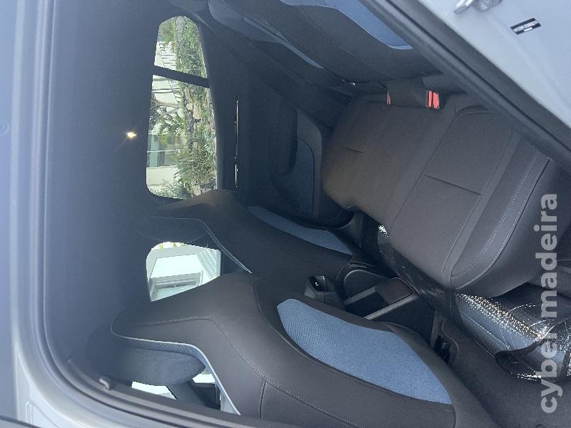 VOLVO XC EX30 Eléctrico