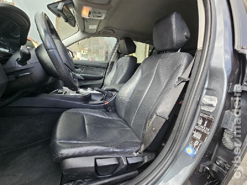 BMW Serie 3 318 d Touring Line Sport Auto Gasóleo
