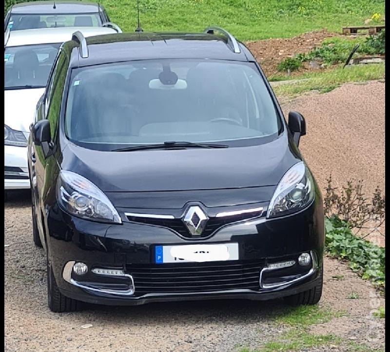RENAULT SCENIC 1.6 DCI Bose Edition 7l 130cv Gasóleo