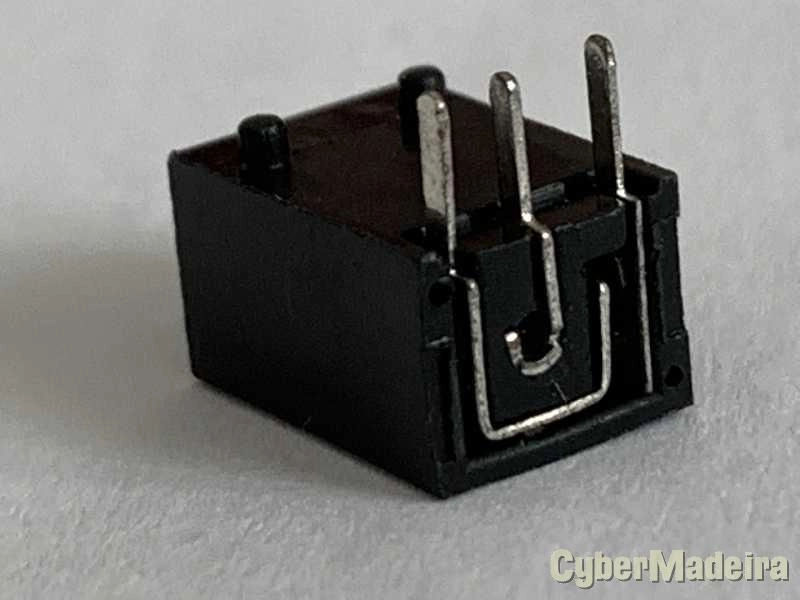 Jack DC Kenwood TH-F6A , TH-F7E , TH-K2AT , TH-K2E