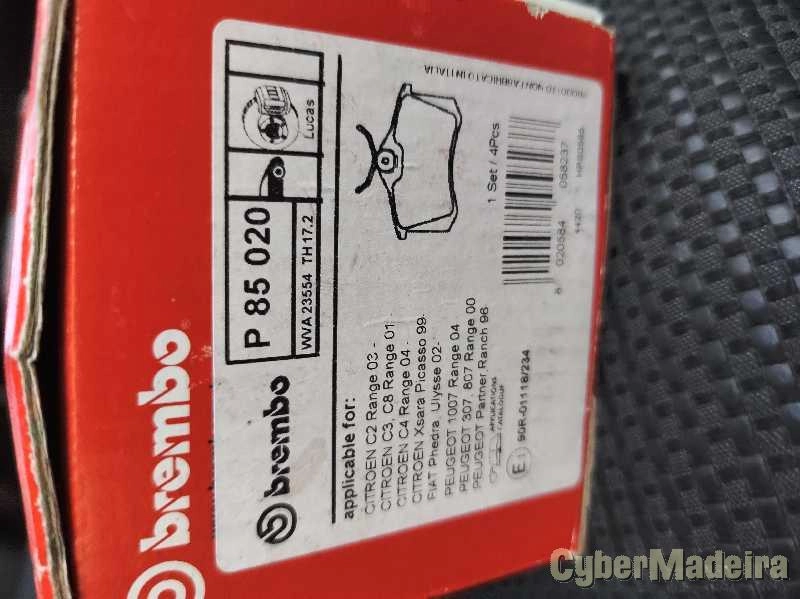 Jogo de travões traseiros brembo
