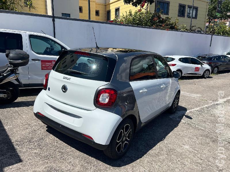 SMART FORFOUR EQ Prime 82 cv Eléctrico