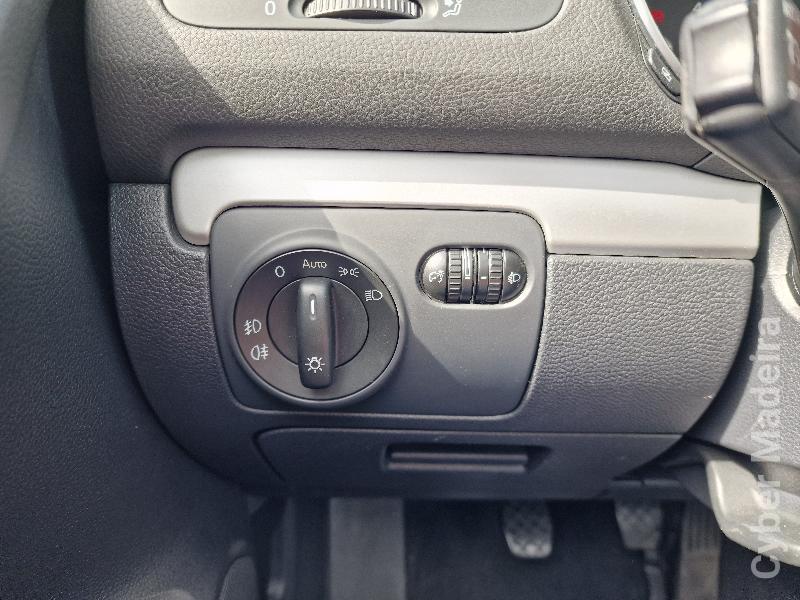 VOLKSWAGEN GOLF 1.6 TDI CABRIOLET Gasóleo
