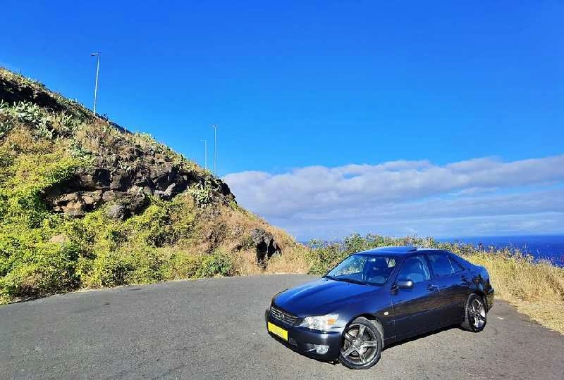 LEXUS IS 200 Gasolina