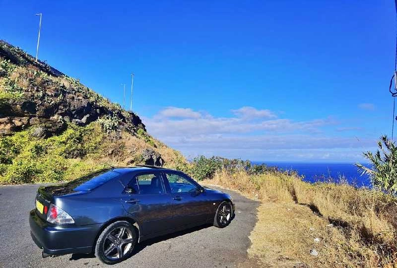 LEXUS IS 200 Gasolina