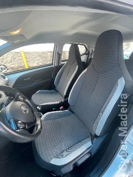 TOYOTA AYGO XPlay 1.0 VTI Gasolina