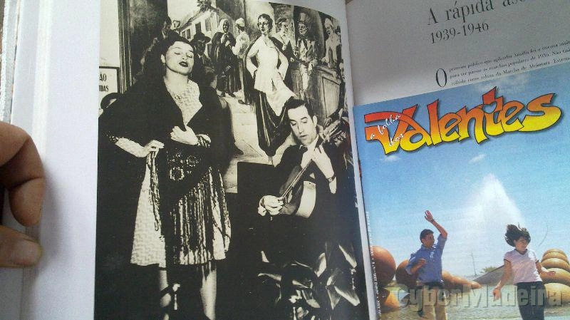 Livro vida de Amália