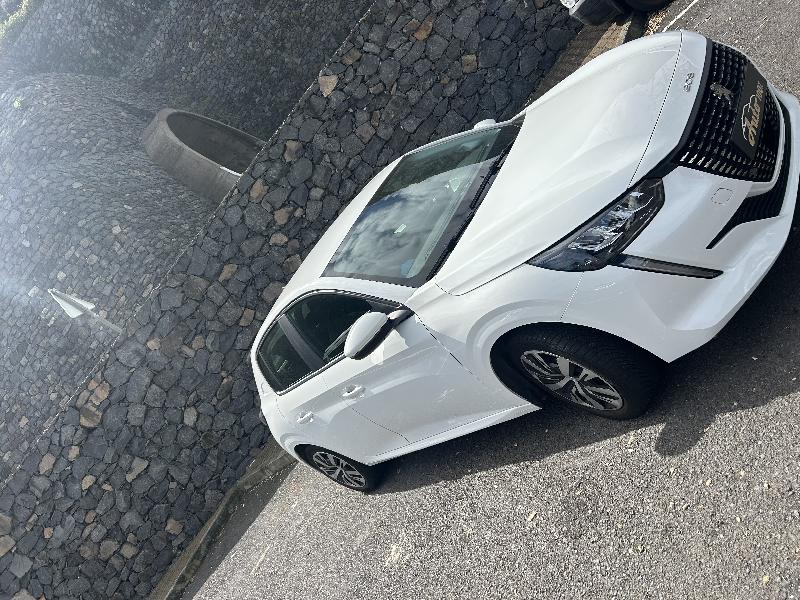 PEUGEOT 208 208 1.2 PureTech Allure Gasolina