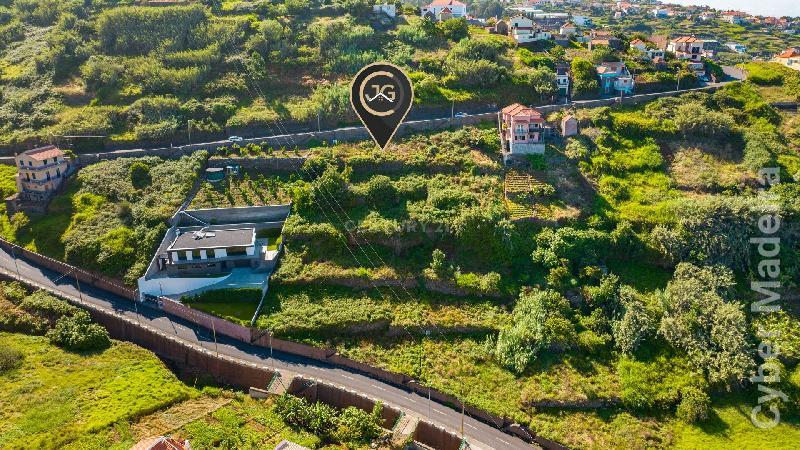 Terreno T3 para Venda Calheta, Lombo do Doutor
