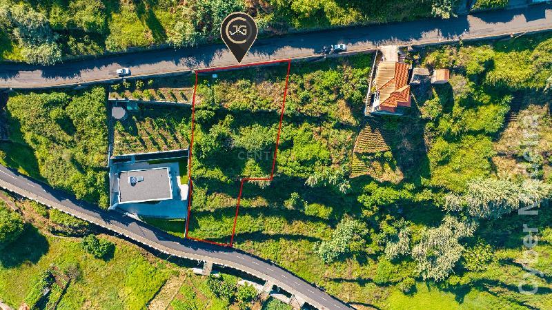 Terreno T3 para Venda Calheta, Lombo do Doutor
