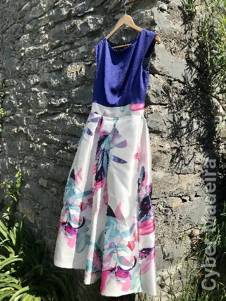 Vestido de grife estiloso da „Closet London“