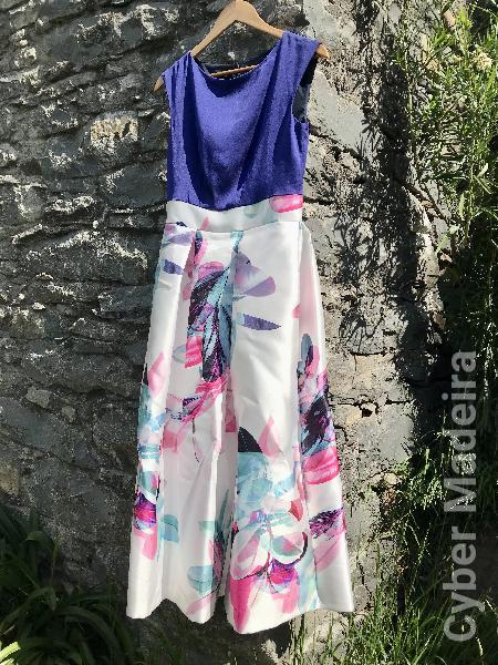 Vestido de grife estiloso da „Closet London“