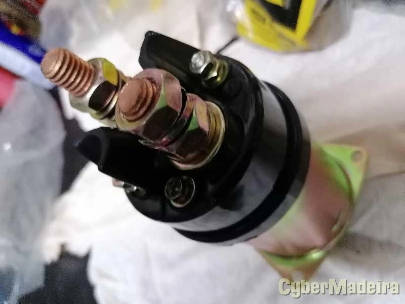 Lote de peças originais C. A. T.