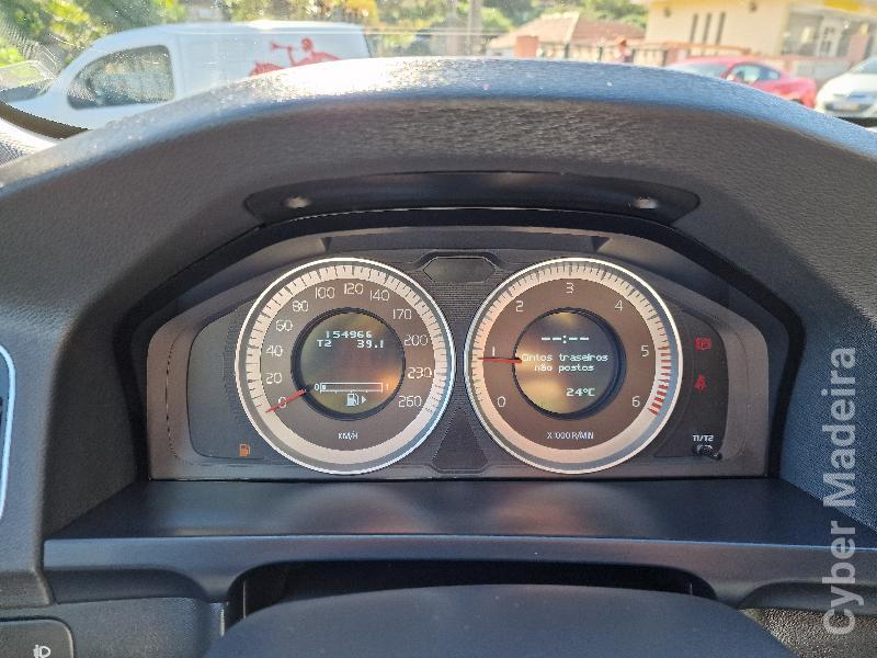 VOLVO S60 1.6 D2 DRIVE MOMENTUM 115cv Gasóleo