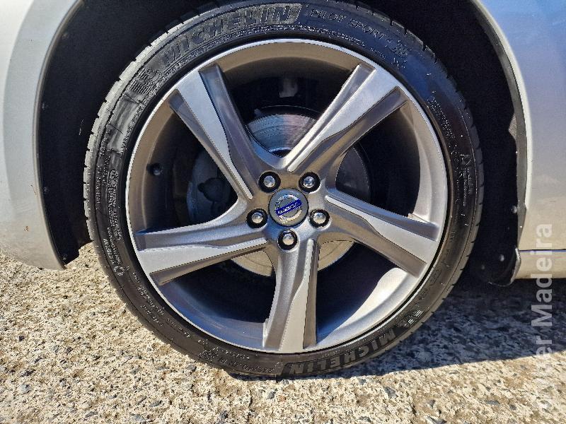 VOLVO S60 1.6 D2 DRIVE MOMENTUM 115cv Gasóleo