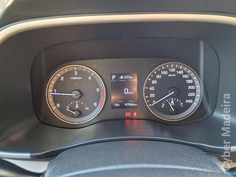 HYUNDAI TUCSON 1.6 CRDI PREMIUM + P.PELE+ P.STYLE AUTOMÁTICO Gasóleo