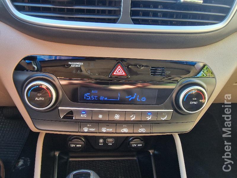 HYUNDAI TUCSON 1.6 CRDI PREMIUM + P.PELE+ P.STYLE AUTOMÁTICO Gasóleo