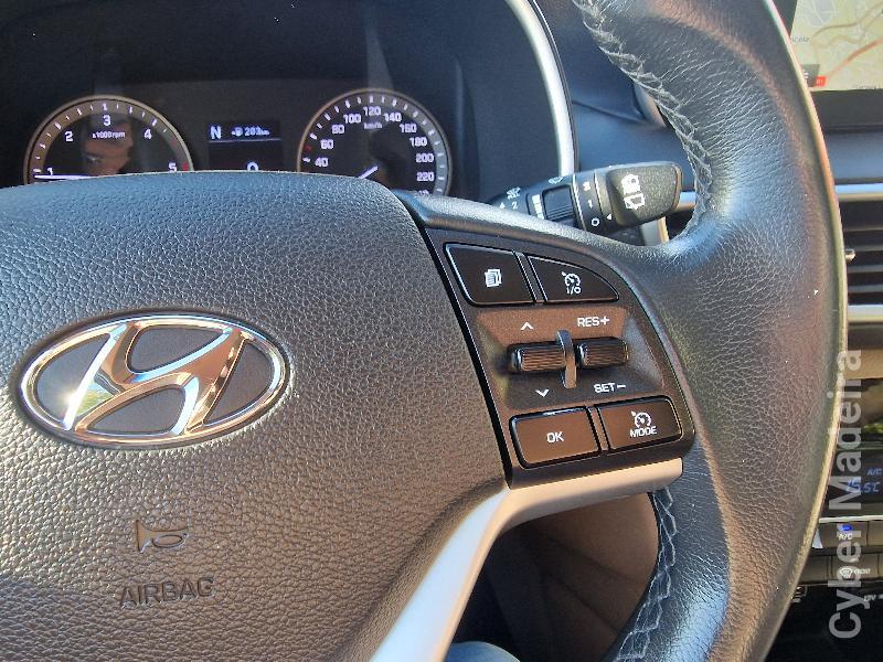 HYUNDAI TUCSON 1.6 CRDI PREMIUM + P.PELE+ P.STYLE AUTOMÁTICO Gasóleo