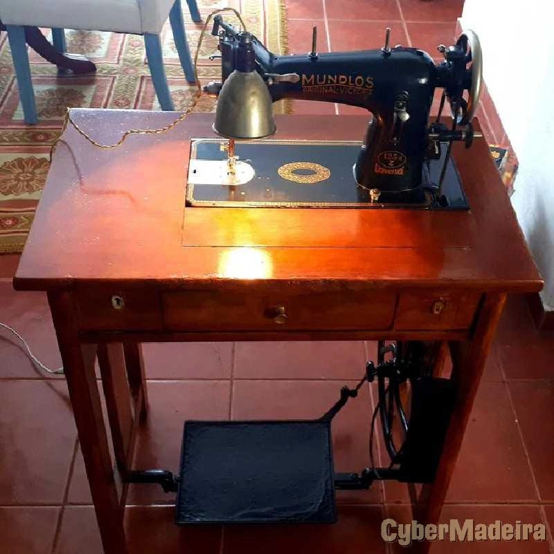 Máquina de Costura Antiga Mundlos Original - Victoria