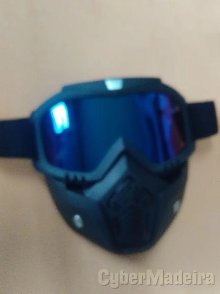 Oculos para capacete abertoa