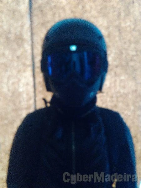 Oculos para capacete abertoa