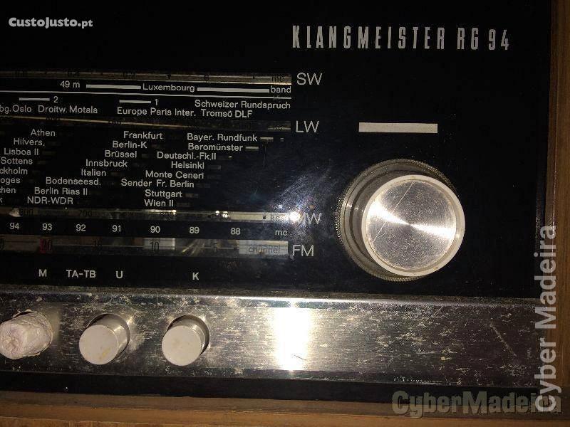 Radio antigo Siemens; D S. &: Klangmeister RG94
