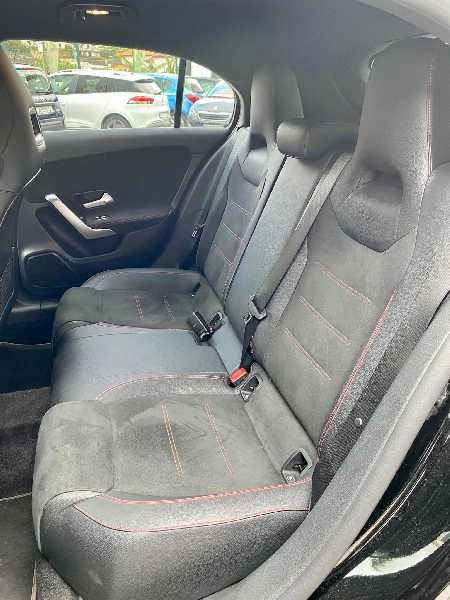 MERCEDES A 180 116CV  COM KIT AMG  E PACK premium plus motor 2.0 mercedes Gasóleo