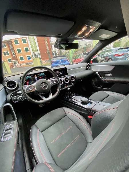 MERCEDES A 180 116CV  COM KIT AMG  E PACK premium plus motor 2.0 mercedes Gasóleo