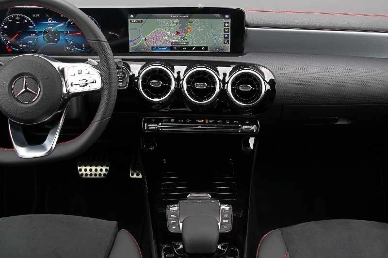 MERCEDES CLA 180d AMG LINE Gasóleo