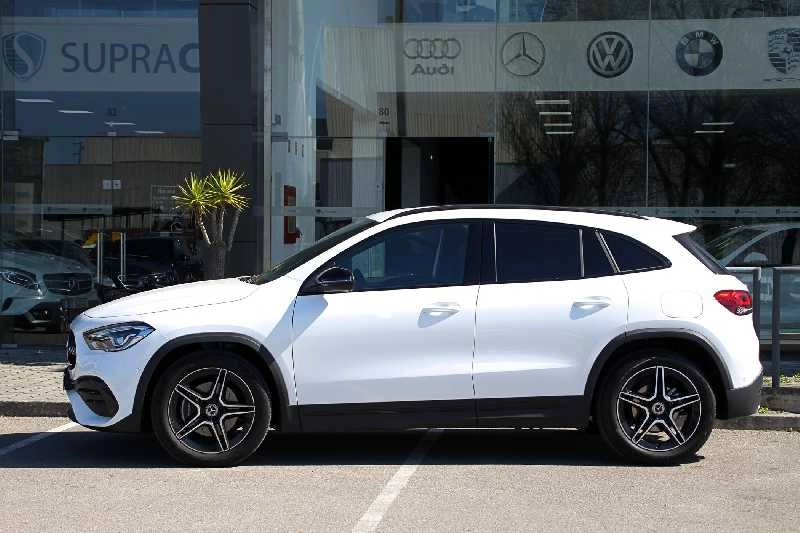 MERCEDES GLA 180d AMG LINE Gasóleo