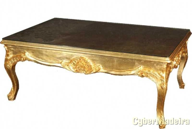 Mesa em talha dourada com tampo de vidro