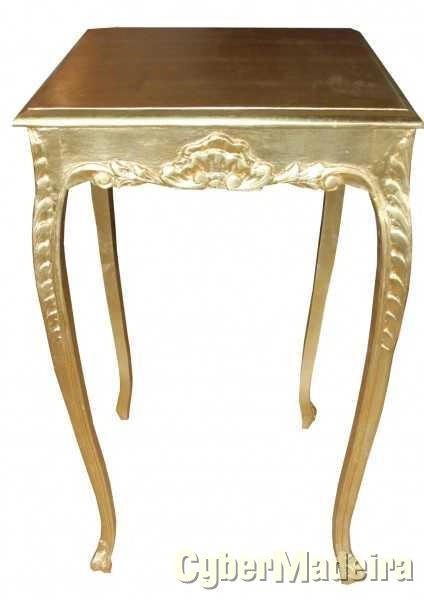 Mesa em talha dourada usada